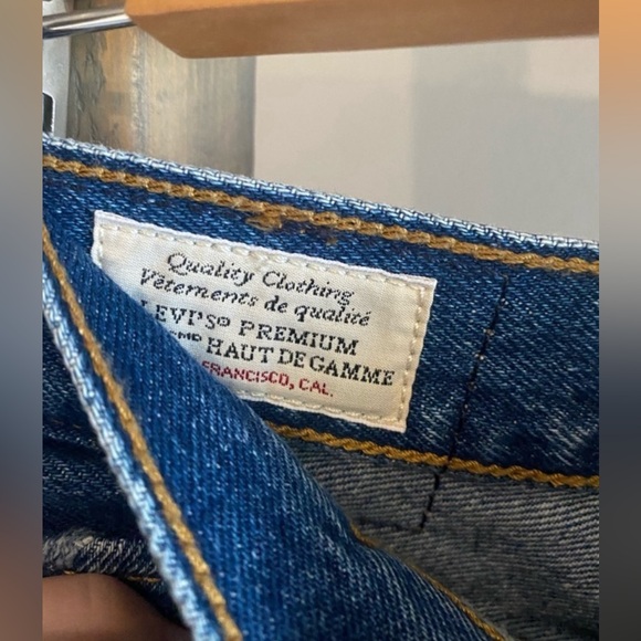 REVOLVE- Levi’s Wedgie- Size 30- Like New - Picture 7 of 14